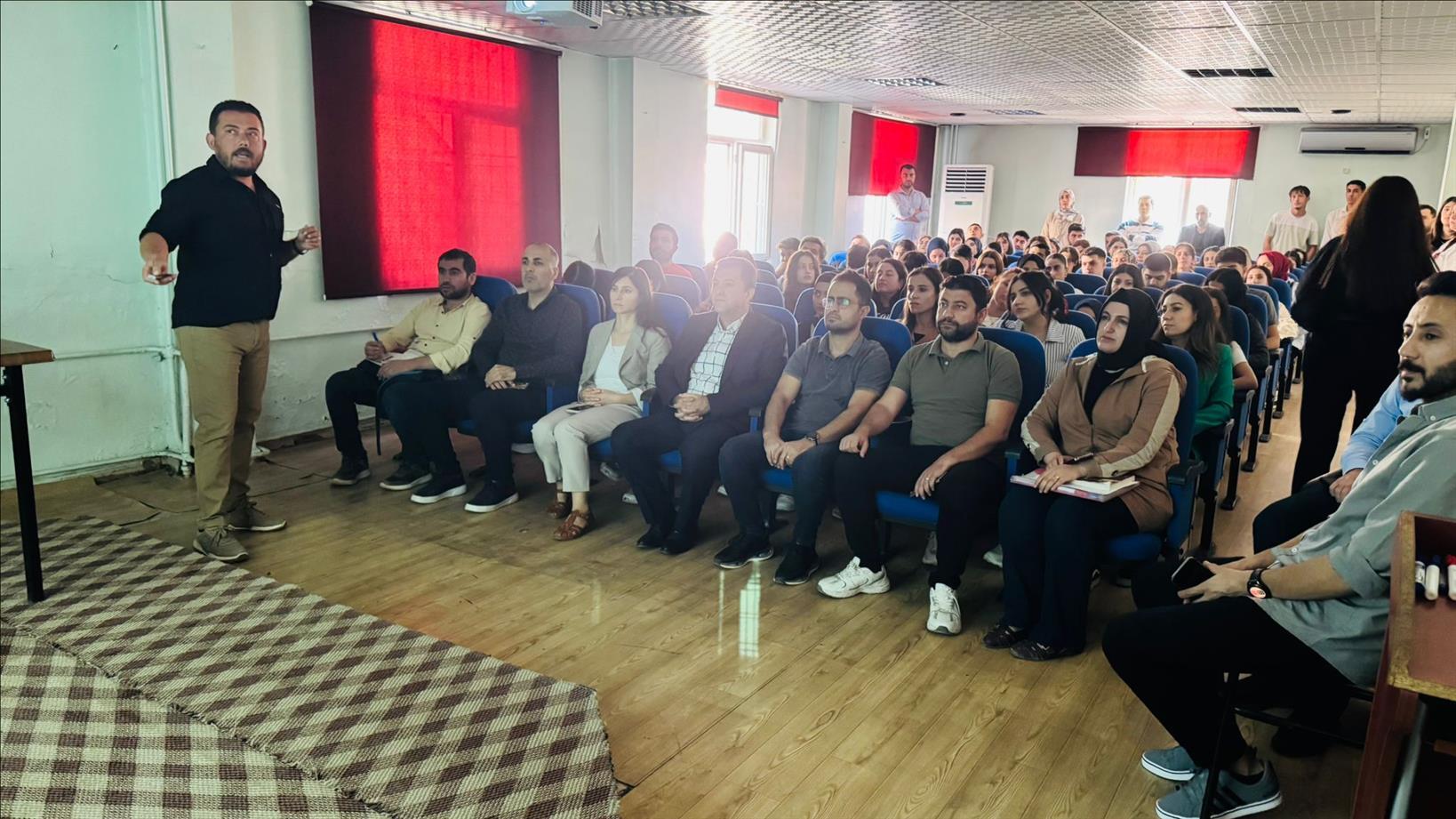 cizre-meslek-yuksekokulunda-tubitak-2209-proje-bilgilendirme-toplantisi-gerceklestirildi